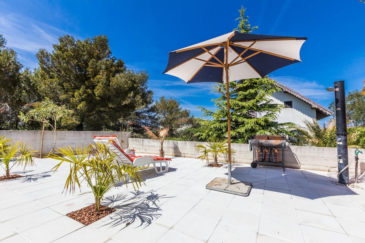 Holliday Home Maxdom Sukošan Esterno foto