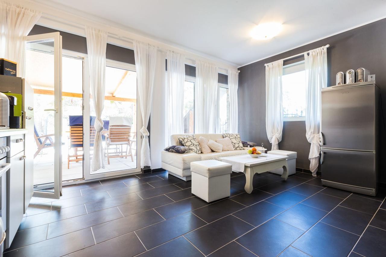 Holliday Home Maxdom Sukošan Esterno foto